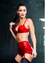 Bella Hadid- Love's advent calendar